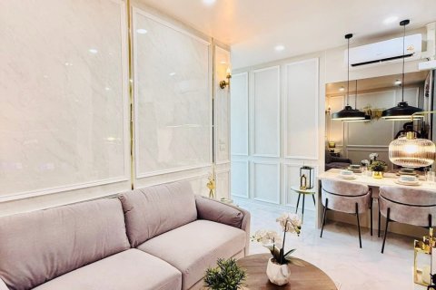 Студия в кондо в Паттайе, Таиланд № 147390 - фото 2