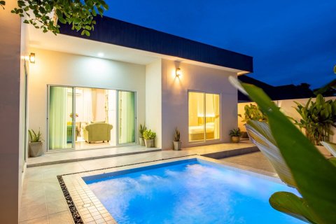 Вилла в Паттайе, Таиланд с 3 спальнями  № 147393 - фото 10