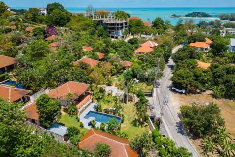 Villa in Ko Samui, Thailand 3 bedrooms № 180046 - photo 2