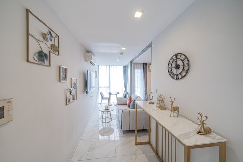 Studio in the Condo in Watthana, Bangkok, Thailand  № 159458 - photo 2