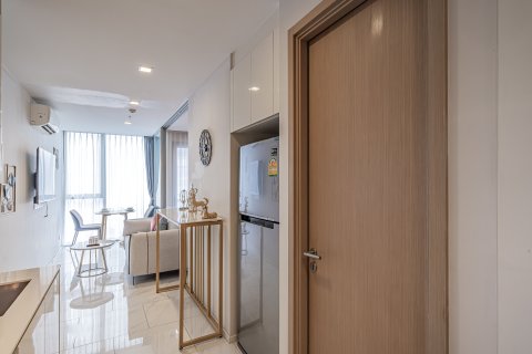 Studio in the Condo in Watthana, Bangkok, Thailand  № 159458 - photo 7