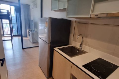 Студия в кондо в Ваттхане, Бангкок, Таиланд № 164398 - фото 8