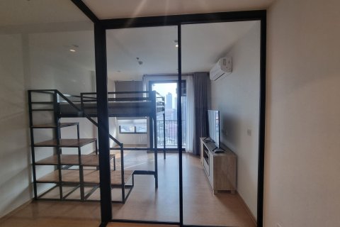 Студия в кондо в Ваттхане, Бангкок, Таиланд № 164398