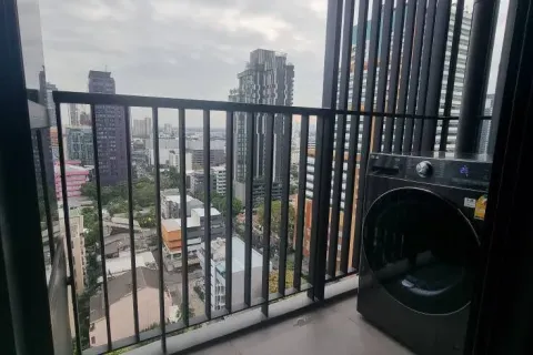 Студия в кондо в Ваттхане, Бангкок, Таиланд № 164398 - фото 3