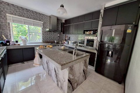 Вилла в Кату, Таиланд с 5 спальнями  № 158433 - фото 21