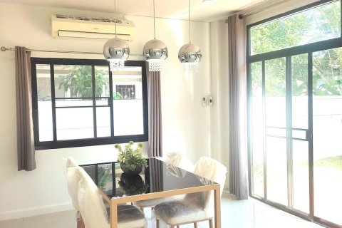 House in San Kamphaeng, Thailand 3 bedrooms № 158434 - photo 5