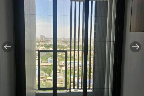 Condo in Bangkok, Thailand, 2 bedrooms № 158432 - photo 2