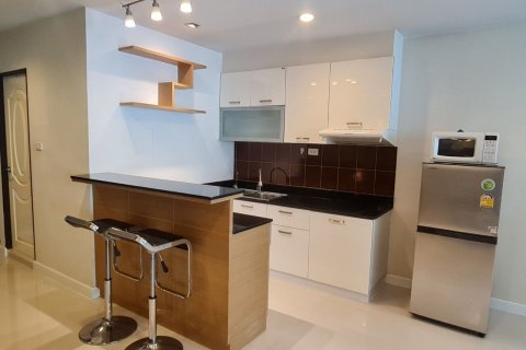 Studio in the Condo in Watthana, Bangkok, Thailand  № 158428 - photo 7