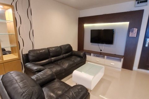 Studio in the Condo in Watthana, Bangkok, Thailand  № 158428 - photo 12