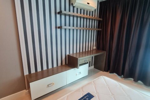 Studio in the Condo in Watthana, Bangkok, Thailand  № 158428 - photo 8