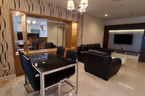 Studio in the Condo in Watthana, Bangkok, Thailand  № 158428