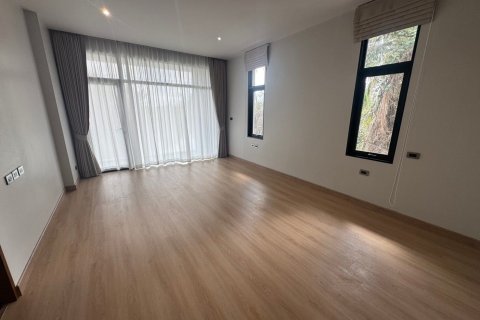 Дом в Сураттхани, Таиланд с 5 спальнями  № 158429 - фото 13