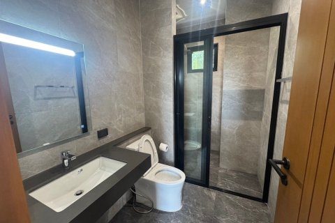 Дом в Сураттхани, Таиланд с 5 спальнями  № 158429 - фото 20