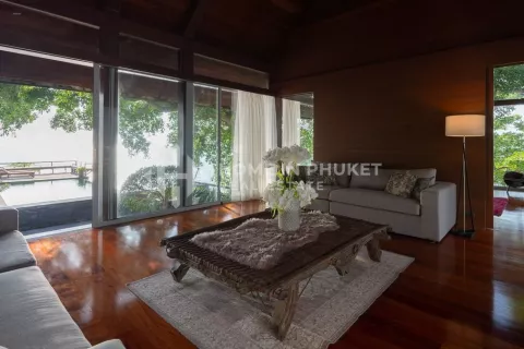 House in Phuket, Thailand 5 bedrooms № 135376 - photo 22