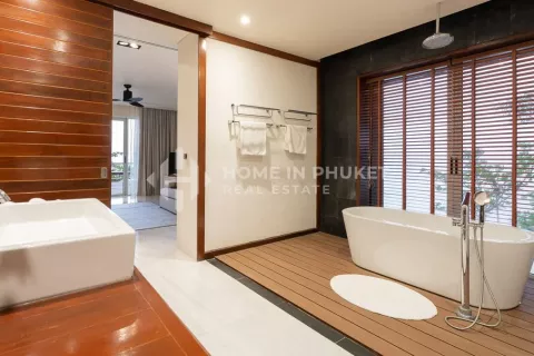 House in Phuket, Thailand 5 bedrooms № 135376 - photo 28