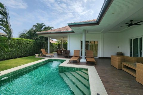 Вилла в Хуа Хине, Таиланд с 3 спальнями  № 135388 - фото 1