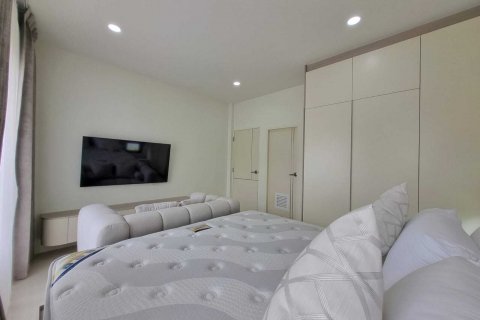 Maison à Phuket, Thaïlande 3 chambres № 135386 - photo 17