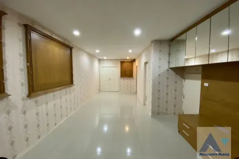 Townhouse à Phra Khanong, Bangkok, Thaïlande 4 chambres № 218888