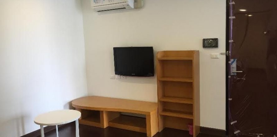 Condo in Khlong San, Bangkok, Thailand, 2 bedrooms № 146260