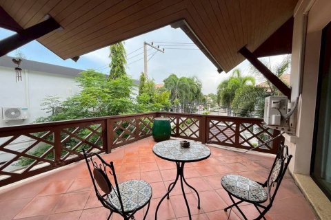 Villa in Pattaya, Thailand 3 bedrooms № 146262 - photo 17