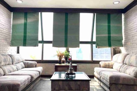 Condo in Phaya Thai, Bangkok, Thailand, 4 bedrooms № 184100 - photo 5