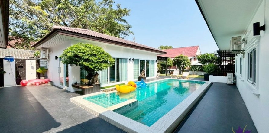 Вилла в Чиангмае, Таиланд с 6 спальнями  № 162657