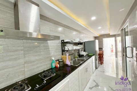 Вилла в Чиангмае, Таиланд с 6 спальнями  № 162657 - фото 8