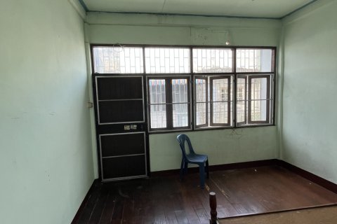 Townhouse in Bang Sue, Bangkok, Thailand 4 bedrooms № 151903 - photo 16