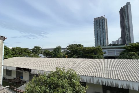 Townhouse in Bang Sue, Bangkok, Thailand 4 bedrooms № 151903 - photo 17