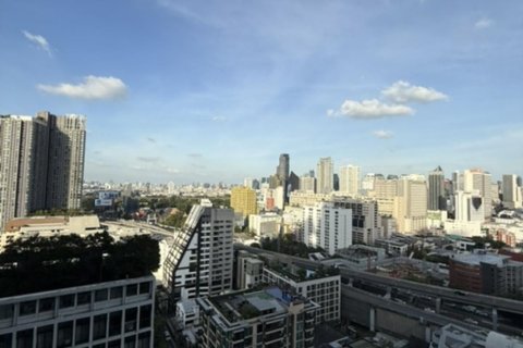 Condo in Pathum Wan, Bangkok, Thailand, 2 bedrooms  № 151904 - photo 17