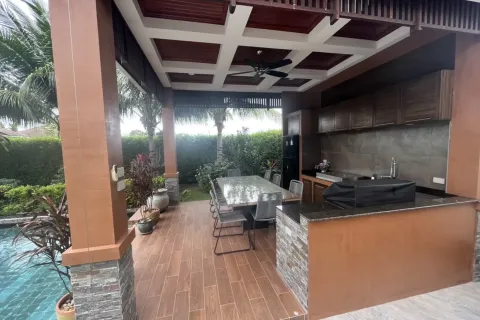 Villa in Hua Hin, Thailand 4 bedrooms № 151899 - photo 5