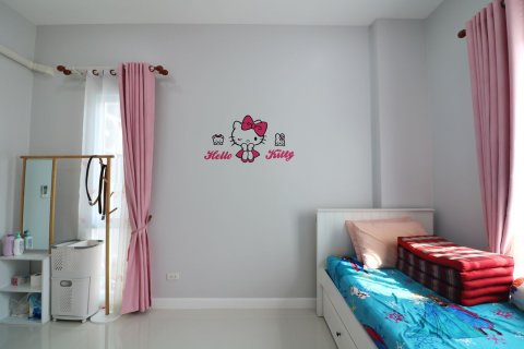 House in Udon Thani, Thailand 3 bedrooms № 151901 - photo 26