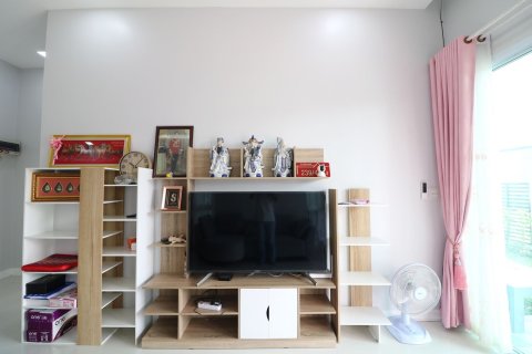 House in Udon Thani, Thailand 3 bedrooms № 151901 - photo 7