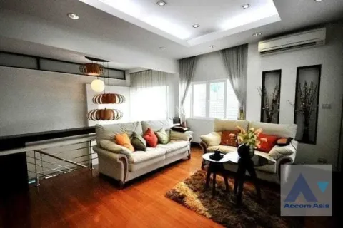 Haus in Dusit, Bangkok, Thailand 4 Schlafzimmer № 217095 - Foto 7