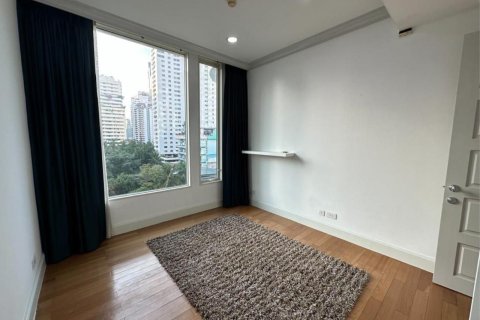 Condo in Watthana, Bangkok, Thailand, 3 bedrooms  № 159619 - photo 14