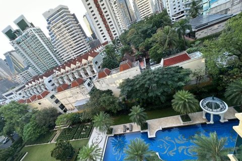 Condo in Watthana, Bangkok, Thailand, 3 bedrooms  № 159619 - photo 21