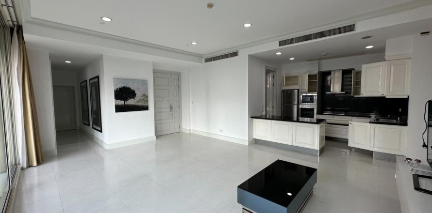 Condo in Watthana, Bangkok, Thailand, 3 bedrooms  № 159619