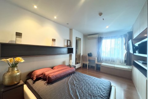 Studio dans le Condo à Khlong Toei, Bangkok, Thaïlande № 159616 - photo 4