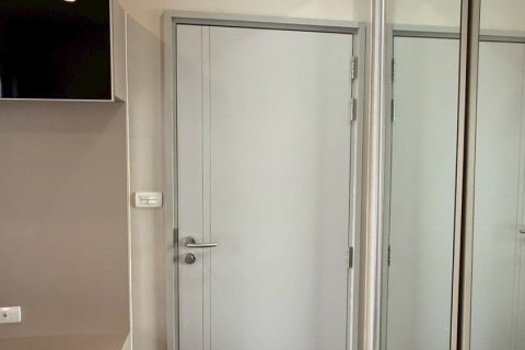 Студия в кондо в Пхая Тая, Бангкок, Таиланд № 159618 - фото 7