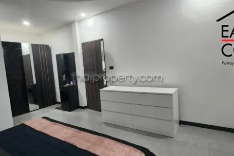 Casa de 3 dormitorios en Pattaya, Tailandia № 213467 - foto 13