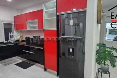 Casa de 3 dormitorios en Pattaya, Tailandia № 213467 - foto 6