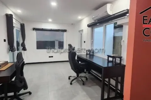 Casa de 3 dormitorios en Pattaya, Tailandia № 213467 - foto 7