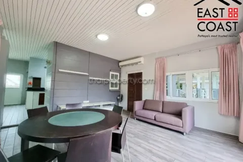 Casa de 5 dormitorios en Pattaya, Tailandia № 213471 - foto 20