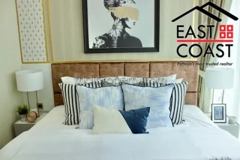 Condominio de 2 dormitorios en Jomtien Beach, Pattaya, Tailandia № 213472 - foto 10
