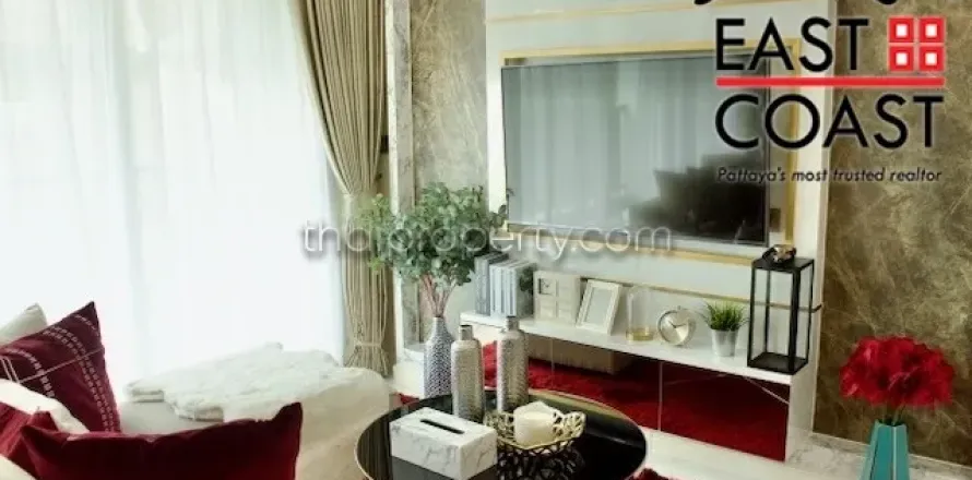 Condominio de 2 dormitorios en Jomtien Beach, Pattaya, Tailandia № 213472