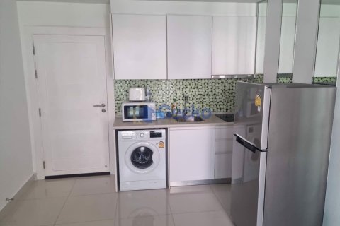 Condominio de 1 dormitorio en Pattaya, Tailandia № 209382 - foto 2