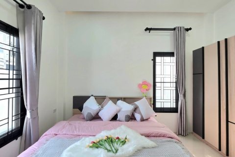 House in Pattaya, Thailand 3 bedrooms № 164114 - photo 6