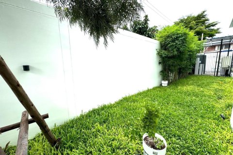 Дом в Кхлонг Сане, Бангкок, Таиланд с 6 спальнями  № 167682 - фото 9