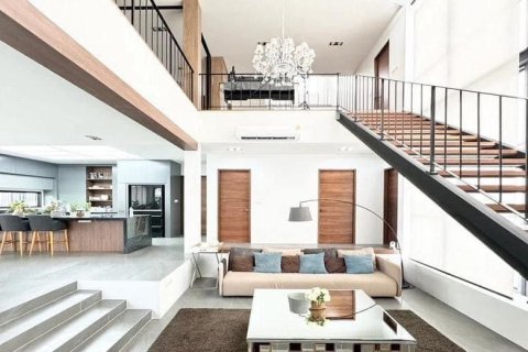 Дом в Кхлонг Сане, Бангкок, Таиланд с 6 спальнями  № 167682 - фото 3