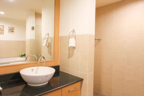 Condo in Hua Hin, Thailand, 2 bedrooms  № 168508 - photo 18